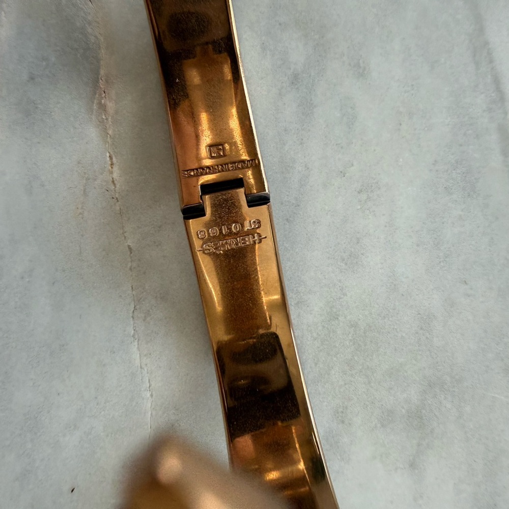 Hermès Clic Clac H PM Grey Enamel Rose Gold Hardware Bracelet Authentic Like New - Picture 9 of 9